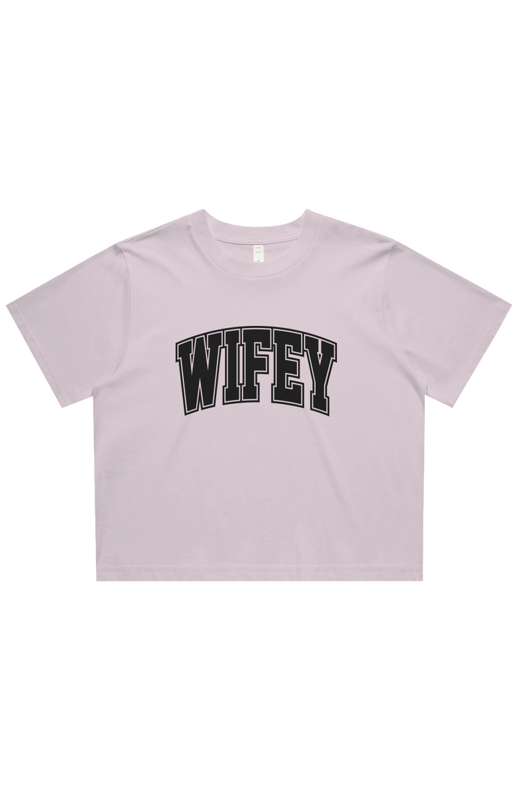 wifey collegiate cropped tee
